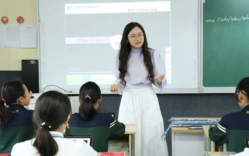 智慧融合，赋能未来——临安区智慧教学交流研讨活动在杭州天目双语实验学校成功举办